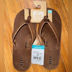 Reef men’s leather flip flops NWT